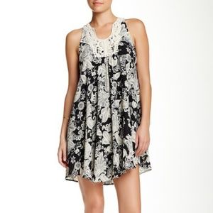 Collective Concepts Swing Dress - EUC